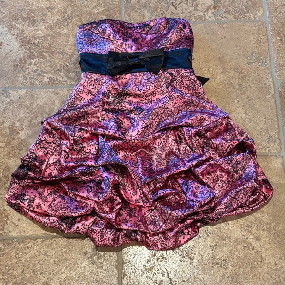 Ruby Rox Pink Paisley Strapless Y2K Prom Bubble Black Bow Dress Size 3 Junior